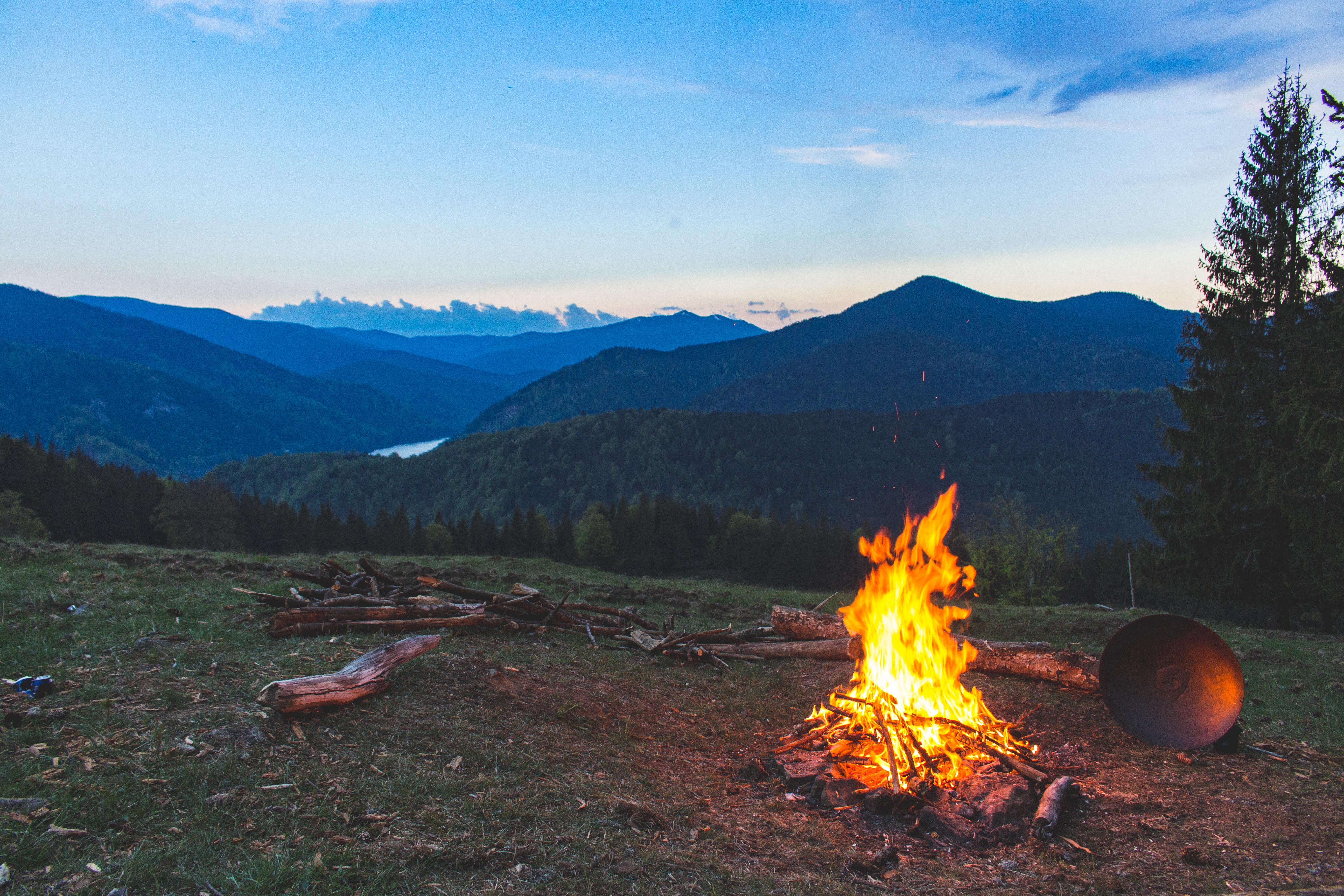 Top 5 Quirky, Fun, and Best Lodging Spots to Visit in the Fall